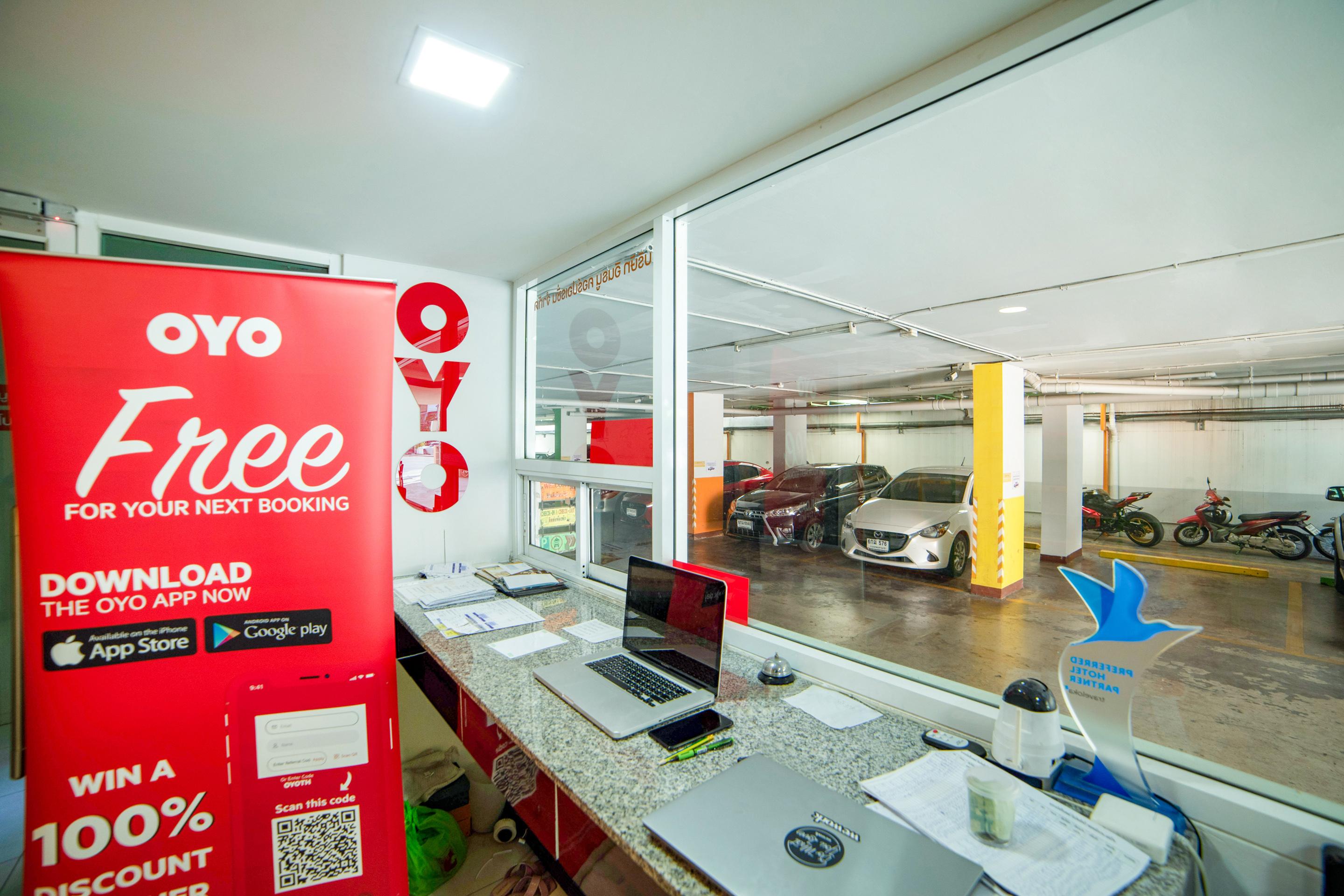 Oyo 460 Int Place Bangkok Exterior foto