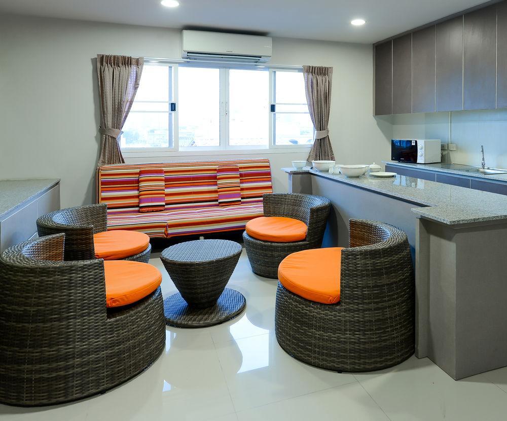Oyo 460 Int Place Bangkok Exterior foto